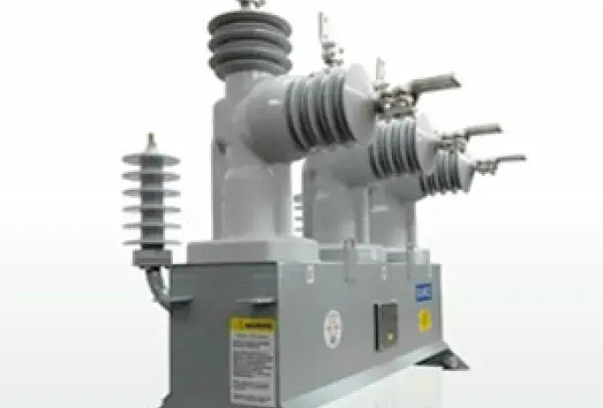 Religador trifásico RC Plus - 27kV